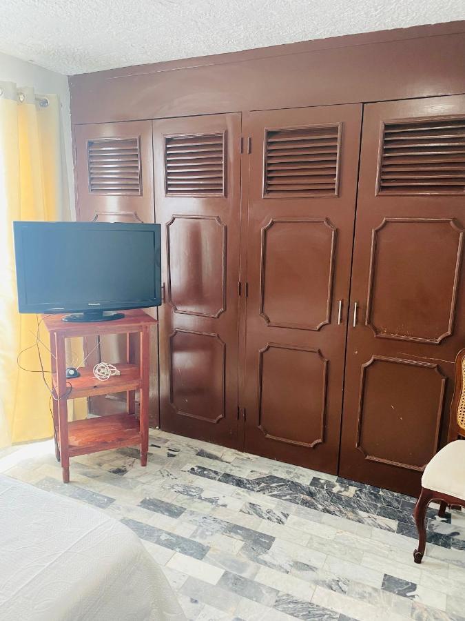 Hostal Guadalajara Cosmopolitan Providencia エクステリア 写真