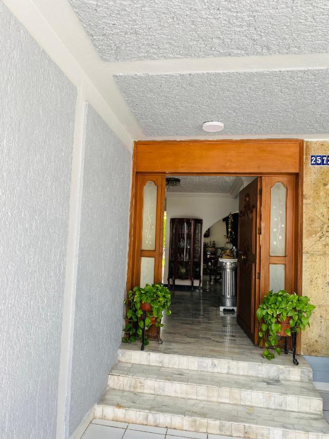 Hostal Guadalajara Cosmopolitan Providencia エクステリア 写真